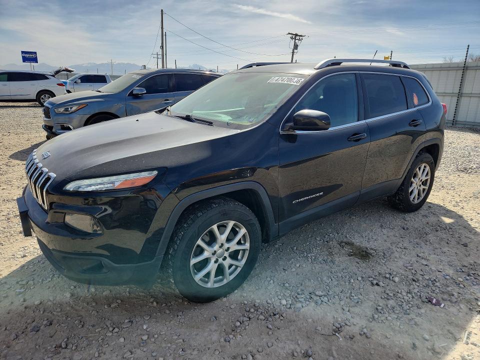 Jeep Cherokee 2016, VIN 1C4PJMDB4GW178385, 3/5