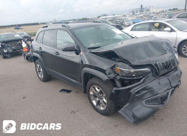 Jeep Cherokee 2019, VIN 1C4PJMDX2KD245386, 2/5