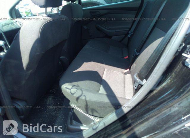 Ford Focus 2017, VIN 1FADP3E25HL212160, 8/21