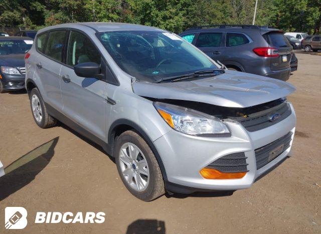 Ford Escape 2016, VIN 1FMCU0G70GUA42459, 3/5