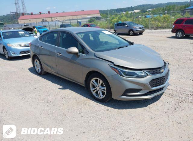 Chevrolet Cruze 2017, VIN 1G1BF5SM5H7103642, 2/6