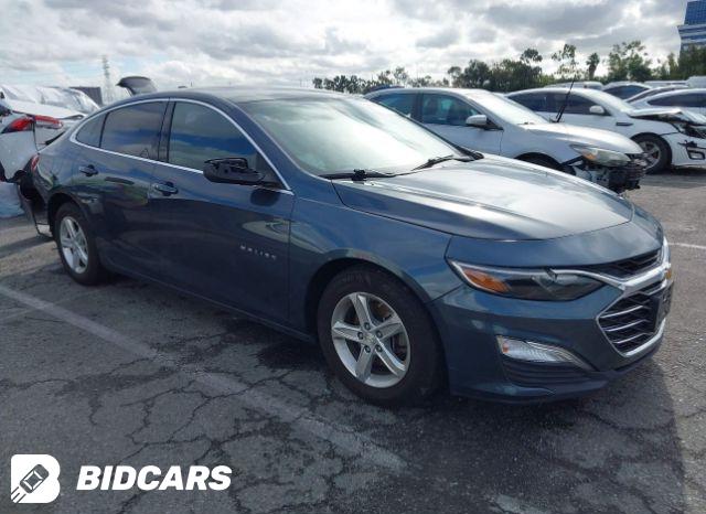 Chevrolet Malibu 2019, VIN 1G1ZD5ST2KF184379, 4/5