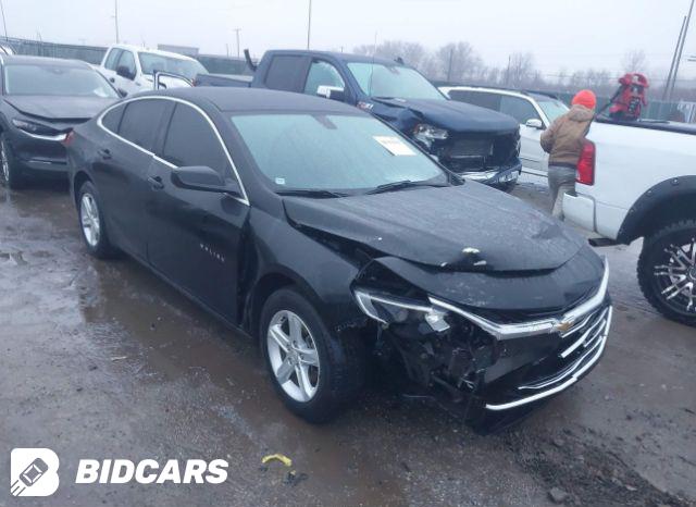 Chevrolet Malibu 2021, VIN 1G1ZD5ST5MF077409, 4/10