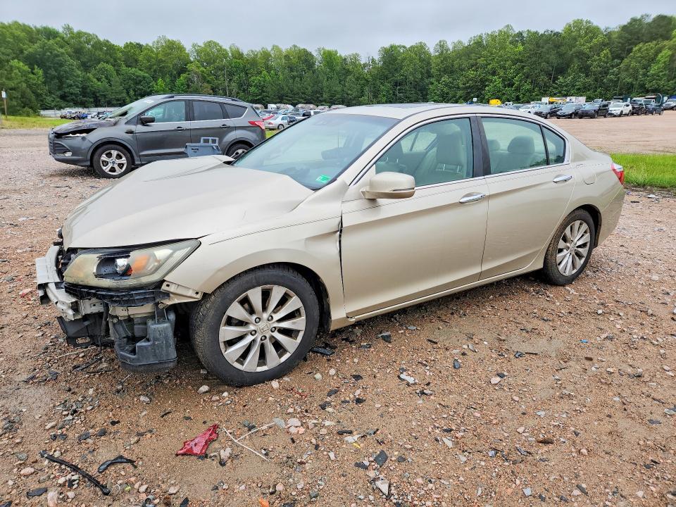 Honda Accord 2015, VIN 1HGCR6F72FA006350, 2/8