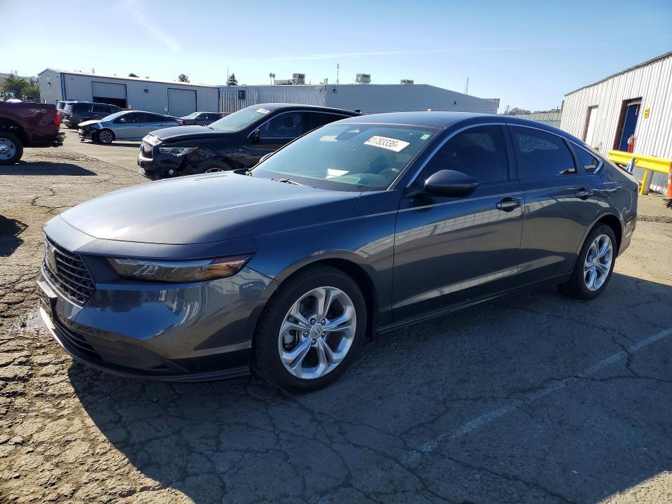 Honda Accord 2022, VIN 1HGCV1F37NA062262, 5/11