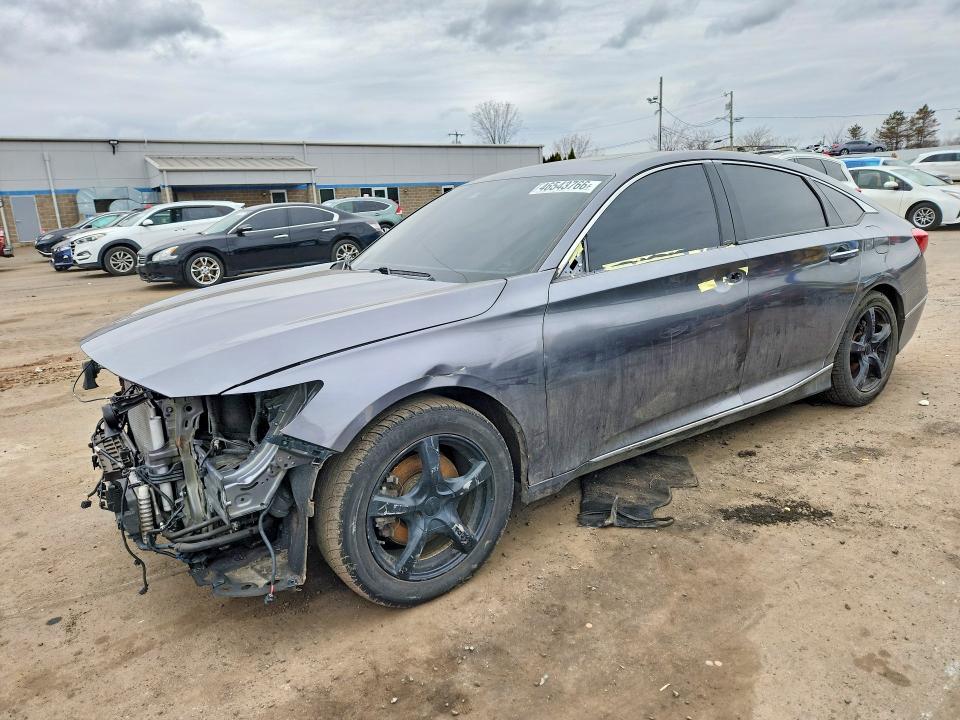 Honda Accord 2018, VIN 1HGCV2F34JA016338, 4/5