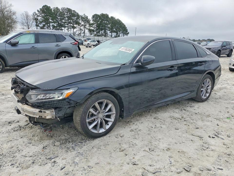 Honda Accord 2021, VIN 1HGCV3F14MA018079, 3/5