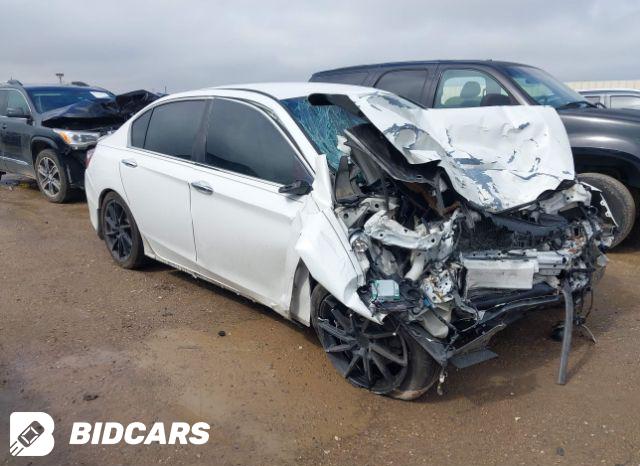Honda Accord 2018, VIN 1HGCV3F16JA002090, 2/5