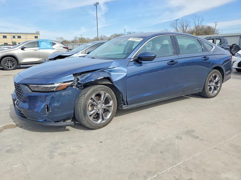Honda Accord 2022, VIN 1HGCV3F29NA000039, 3/5