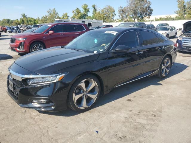 Honda Accord 2019, VIN 1HGCV3F51KA010067, 2/7