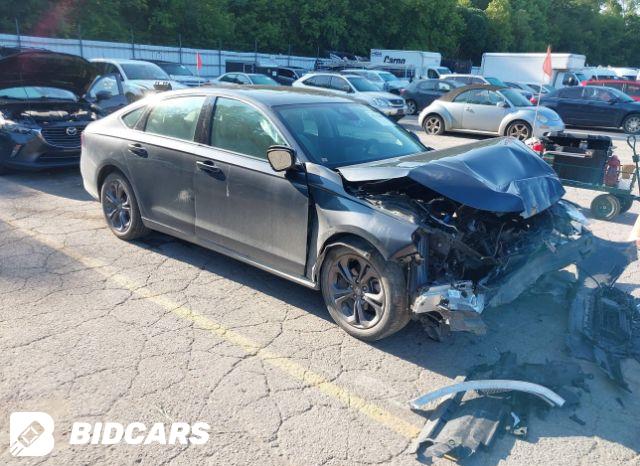 Honda Accord 2022, VIN 1HGCV3F94NA031034, 4/5