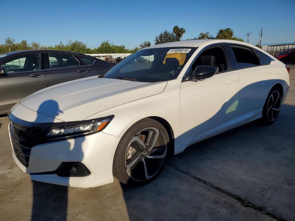Honda Accord 2021, VIN 1HGCV3F95MA014628, 4/5