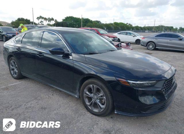 Honda Accord 2023, VIN 1HGCY1F37PA005554, 2/11