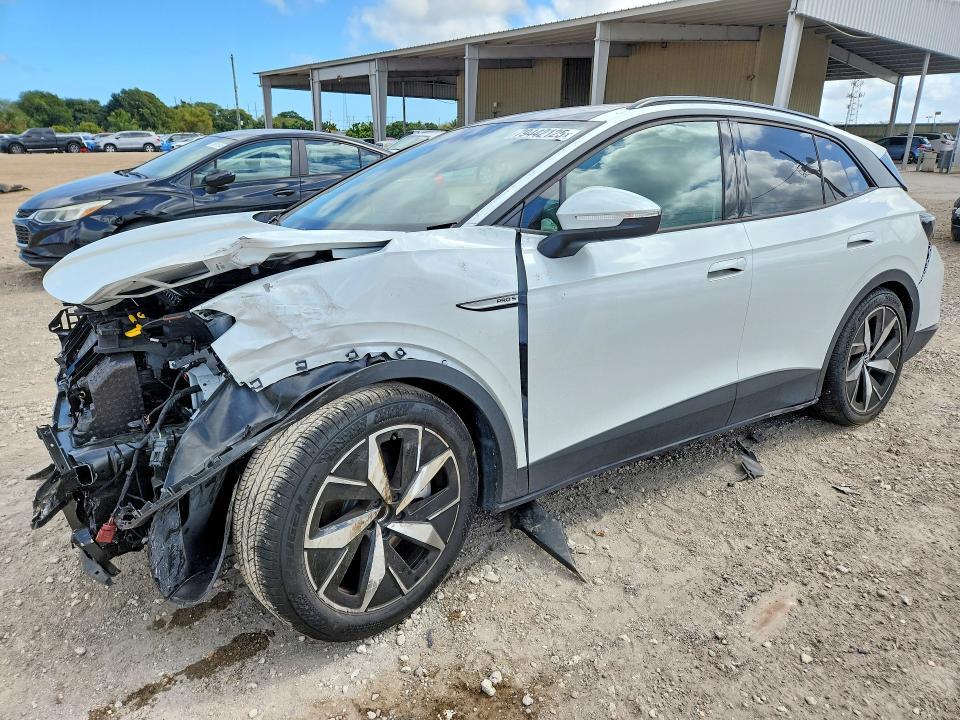 Volkswagen ID.4 2025, VIN 1V2CRPE81SC012538, 3/5