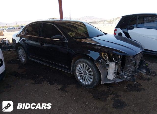 Volkswagen Passat 2018, VIN 1VWAA7A32JC022582, 3/5