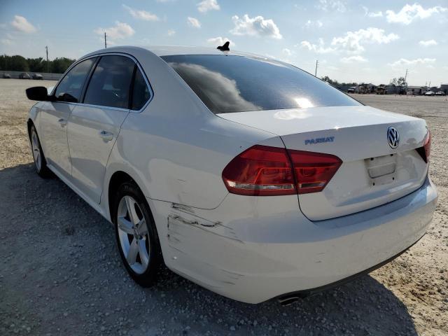 Volkswagen Passat 2013, VIN 1VWBH7A37DC051144, 2/5