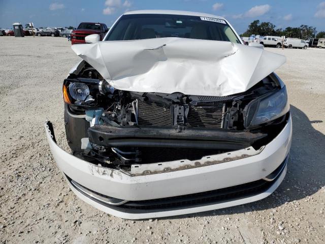 Volkswagen Passat 2013, VIN 1VWBH7A37DC051144, 5/5