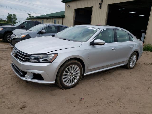 Volkswagen Passat 2017, VIN 1VWBT7A38HC002720, 1/5