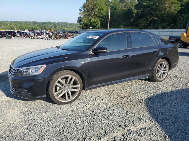 Volkswagen Passat 2017, VIN 1VWBT7A38HC002720, 3/5