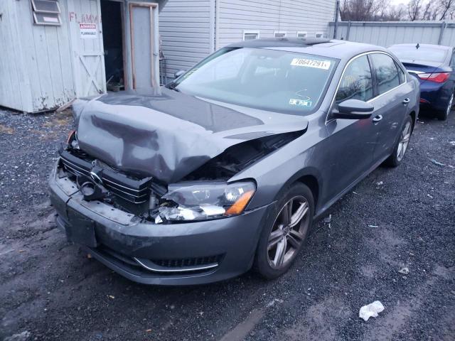 Volkswagen Passat 2014, VIN 1VWBT7A3XEC047217, 2/5