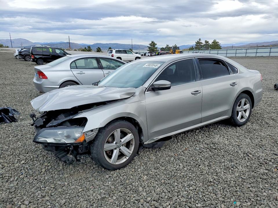 Volkswagen Passat 2013, VIN 1VWCN7A32DC095730, 5/5