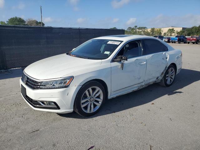 Volkswagen Passat 2017, VIN 1VWDT7A31HC008383, 2/5