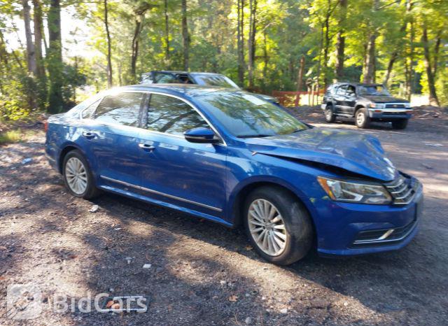 Volkswagen Passat 2017, VIN 1VWGT7A32HC035721, 4/5
