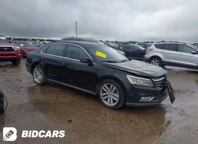 Volkswagen Passat 2017, VIN 1VWGT7A3XHC075710, 8/10