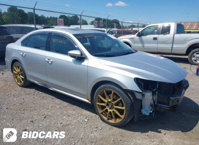 Volkswagen Passat 2017, VIN 1VWGT7A3XHC075710, 10/10