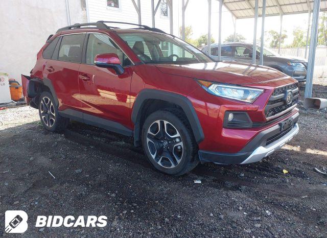 Toyota RAV4 2019, VIN 2T3A1RFV6KW051378, 3/10