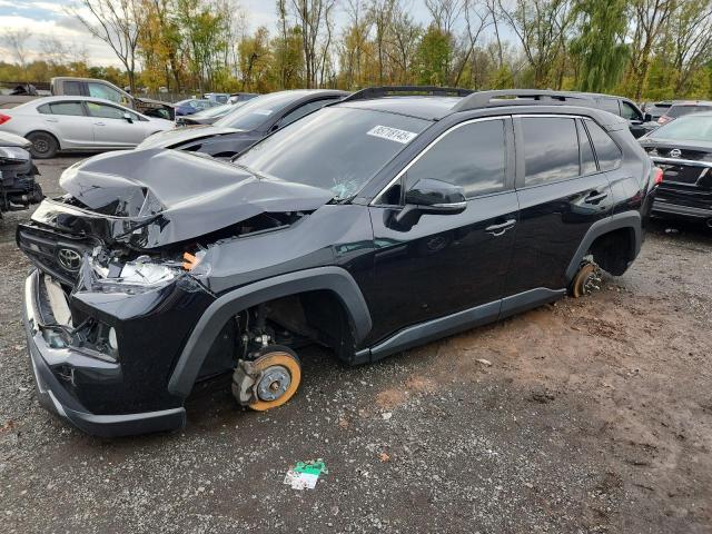 Toyota RAV4 2022, VIN 2T3F1RFV0NC318302, 4/5