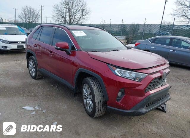 Toyota RAV4 2022, VIN 2T3F1RFV8NW302606, 2/5