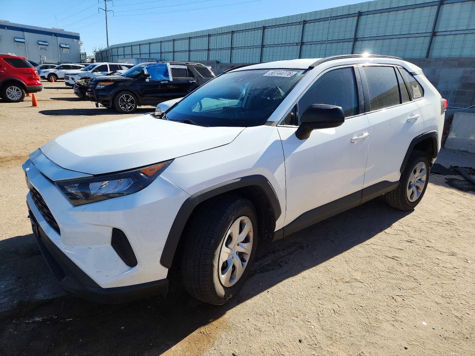 Toyota RAV4 2021, VIN 2T3J1RFV0MW193857, 2/5