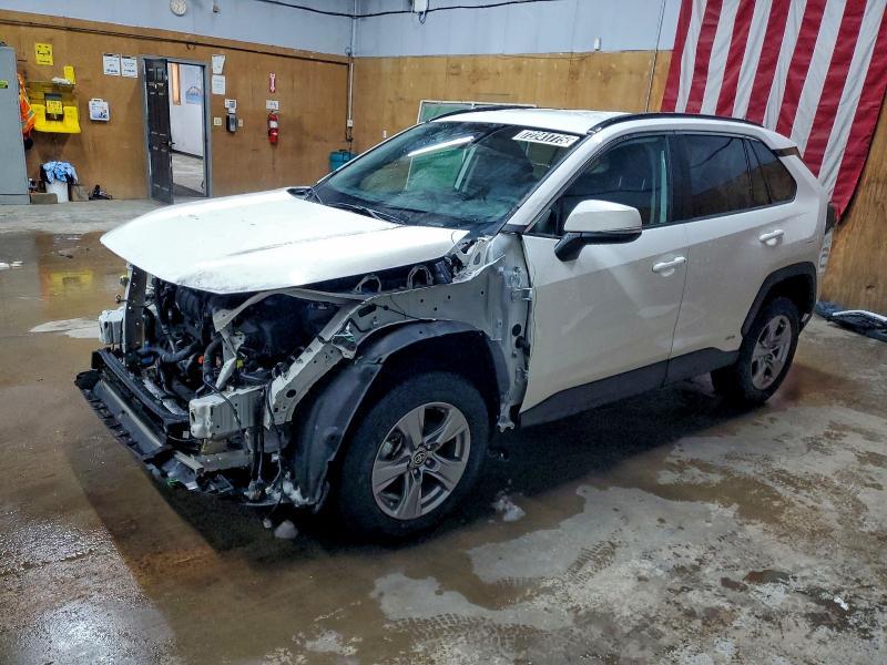 Toyota RAV4 2025, VIN 2T3K1RFVXSW432171, 2/5