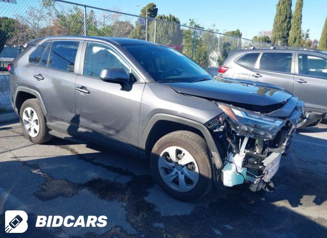 Toyota RAV4 2025, VIN 2T3K1RFVXSW432171, 3/5