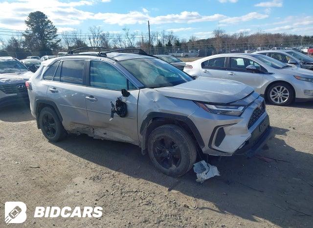 Toyota RAV4 2023, VIN 2T3P1RFV5PW376461, 3/5