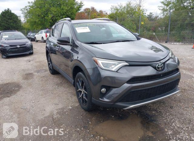 Toyota RAV4 2015, VIN 2T3RFREV8FW282035, 14/19