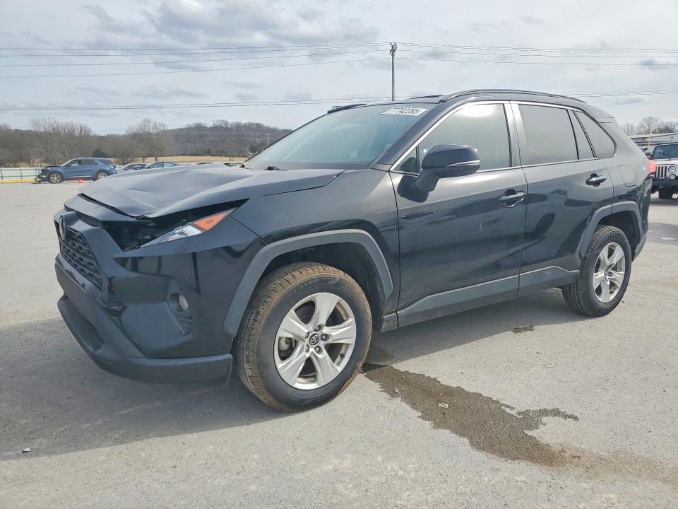 Toyota RAV4 2021, VIN 2T3W1RFV9MC138136, 4/11
