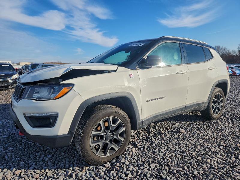 Jeep Compass 2020, VIN 3C4NJDCB5LT208910, 2/5