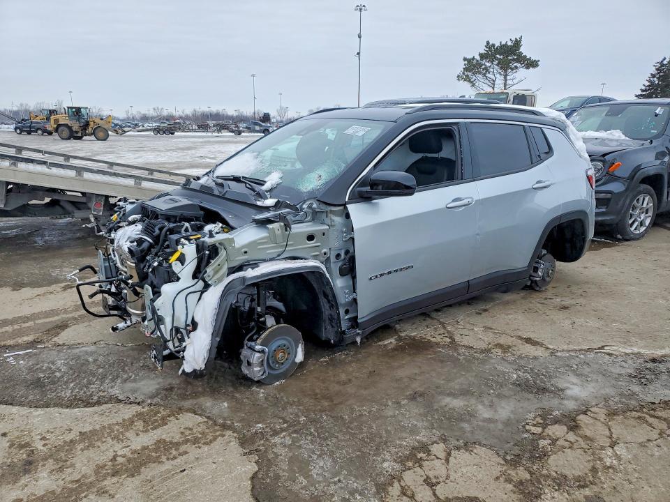Jeep Compass 2025, VIN 3C4NJDDN9ST594979, 1/5