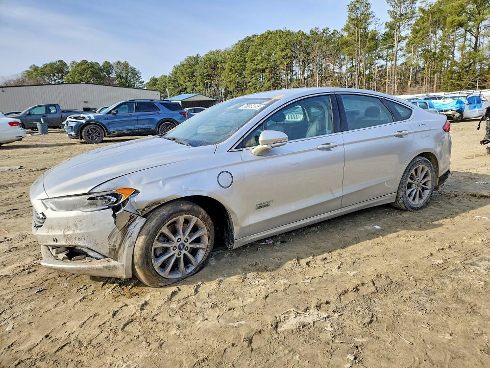 Ford Fusion 2017, VIN 3FA6P0K94HR116398, 3/5