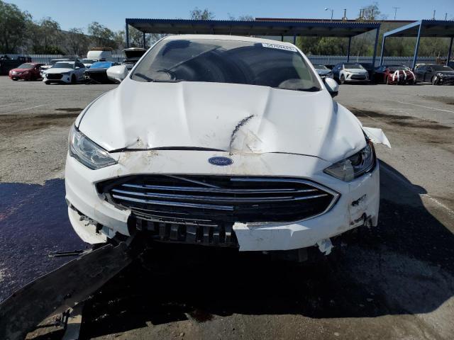 Ford Fusion 2018, VIN 3FA6P0LU7JR139909, 4/5