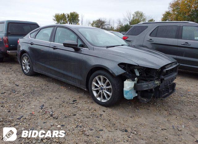 Ford Fusion 2017, VIN 3FA6P0LU8HR232528, 3/5