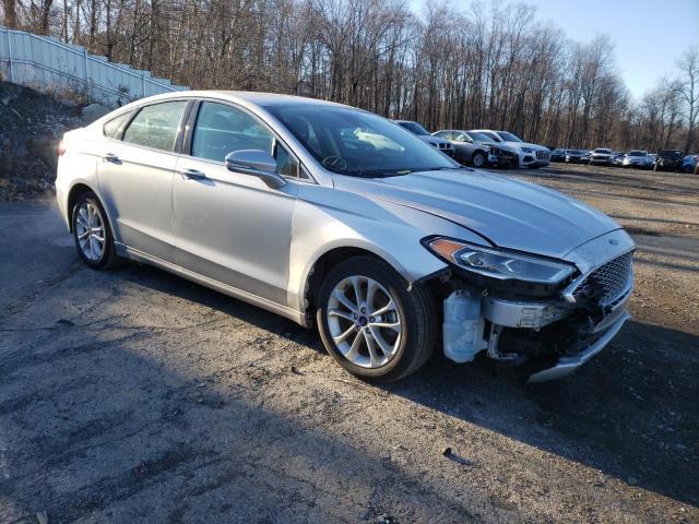 Ford Fusion 2019, VIN 3FA6P0SU1KR258428, 4/21