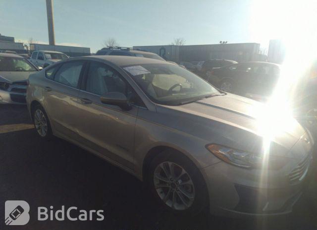 Ford Fusion 2019, VIN 3FA6P0SU1KR258428, 16/21