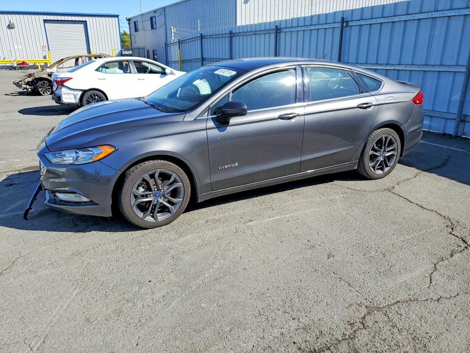 Ford Fusion 2018, VIN 3FA6P0SU6JR110497, 5/5