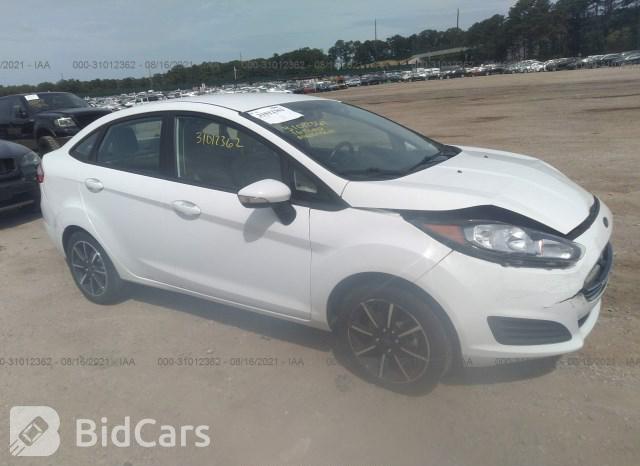 Ford Fiesta 2017, VIN 3FADP4EJXHM113281, 18/21