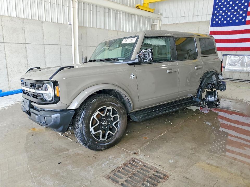 Ford Bronco 2024, VIN 3FMCR9C65RRE10860, 4/5