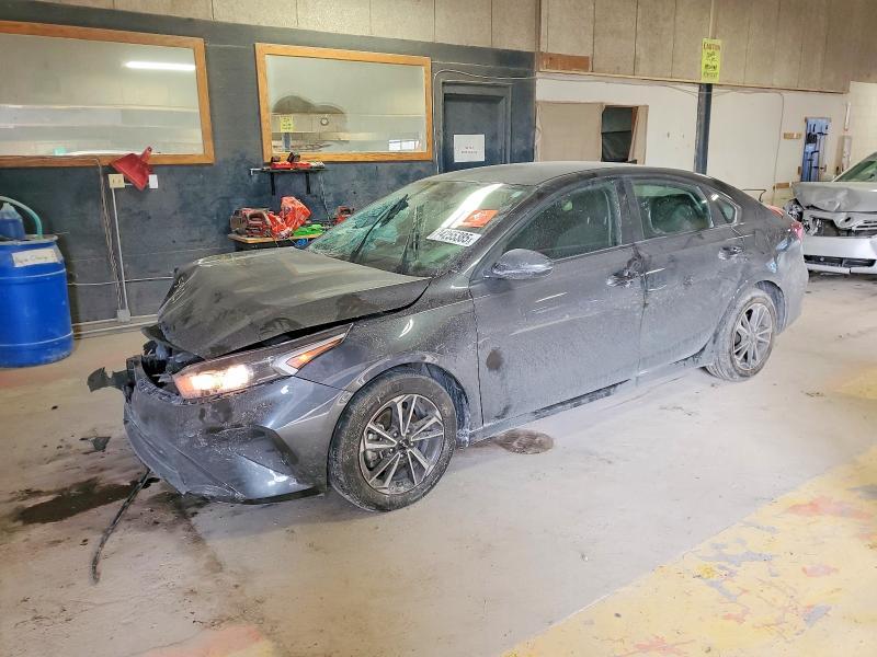 KIA Forte 2023, VIN 3KPF24AD1PE682059, 2/5
