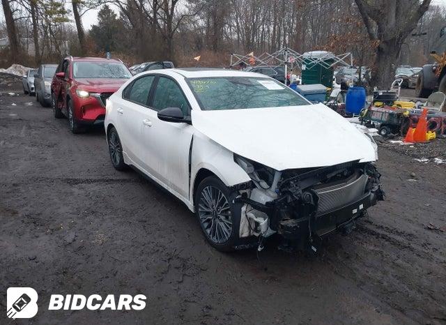 KIA Forte 2023, VIN 3KPF24AD2PE517783, 3/5